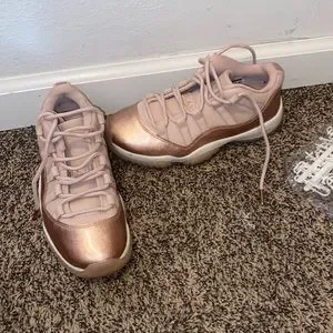 Rose gold low top 11s shop
